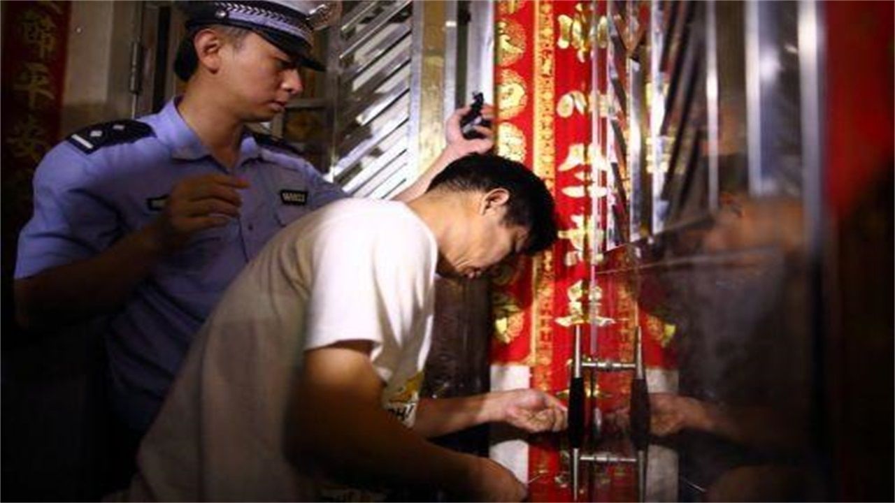 陇南地区请开锁师傅开了锁后，师傅为什么一般都不进门，就算主人请也不进去？